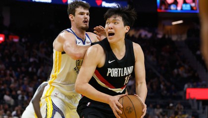 杨翰森三节出战14分56秒 砍4分3篮板1助攻命中率50%