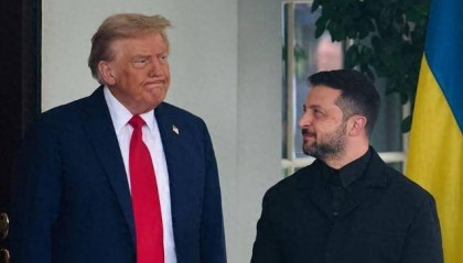 俄白唱了出双簧：要借特朗普之手，将援乌战斧计划悄悄扼杀！