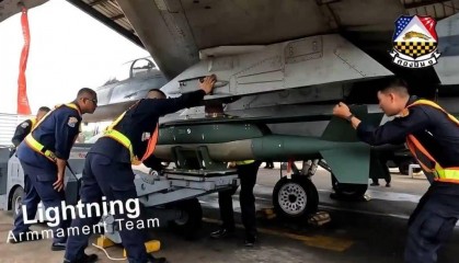 红旗-12瞄准F-16后，泰国鹰狮战机出击，中方明确没给柬埔寨武器