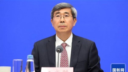 农业农村部副部长：在尊重农民意愿基础上，对农村宴席类别、桌数、菜品费用等提出倡导性标准