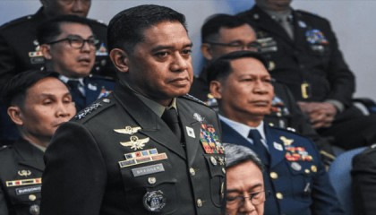 马科斯紧急对中国“交底”，美国密谋政变，绝不让南海局势改变