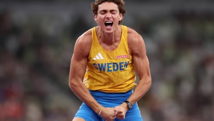 6米30！杜普兰蒂斯第14次打破男子撑杆跳世界纪录