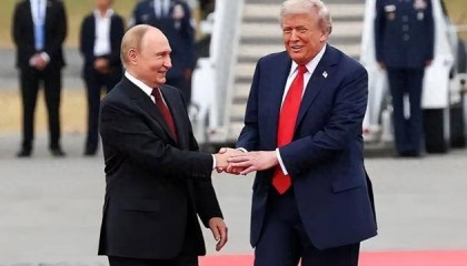 特朗普：中俄是“天然敌人”！俄会背刺中国吗？三个铁证说清真相