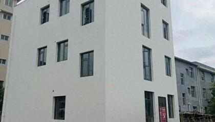 实名举报镇干部盖别墅晒车牌，男子反被行拘19天！各方回应不一