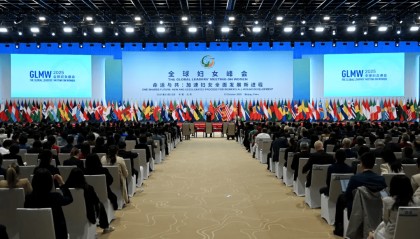 “行之苟有恒，久久自芬芳”的深意与内涵是什么？