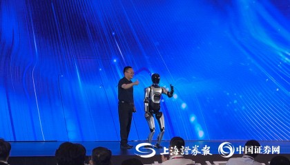 支持华为、龙芯、英伟达、英特尔！重磅国产操作系统发布