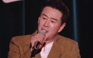 杨坤回应被《歌手》淘汰：为什么不留我多唱几首歌呢