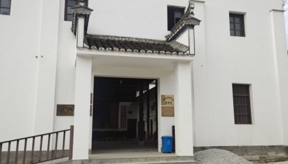 敬德堂，不比排场比心意！