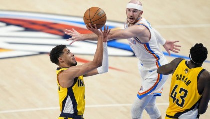 揭秘！步行者主帅卡莱尔最后10秒说了啥？哈利伯顿听完就绝杀了雷霆！