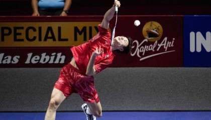 （体育）羽毛球——印尼公开赛：石宇奇胜王正行 晋级四强