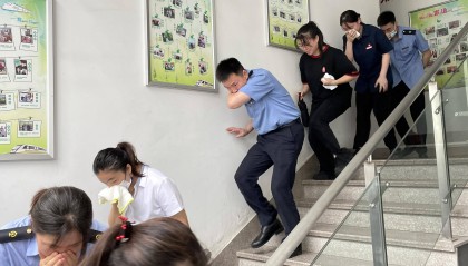 铁路公安开讲座搞演练查隐患保安全