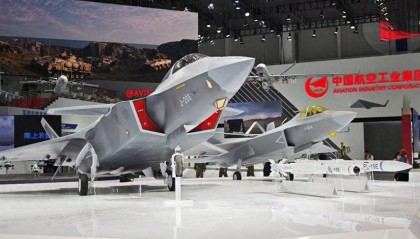 中航重磅官宣：歼-20S性能升级，飞行距离再破纪录，国防实力再创新高！