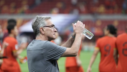 伊万复盘执教国足：0-7日本完全偏离想法 0-2后全队崩溃了