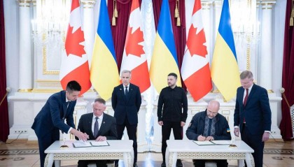 加拿大总理：不排除向乌克兰派遣地面部队的可能性