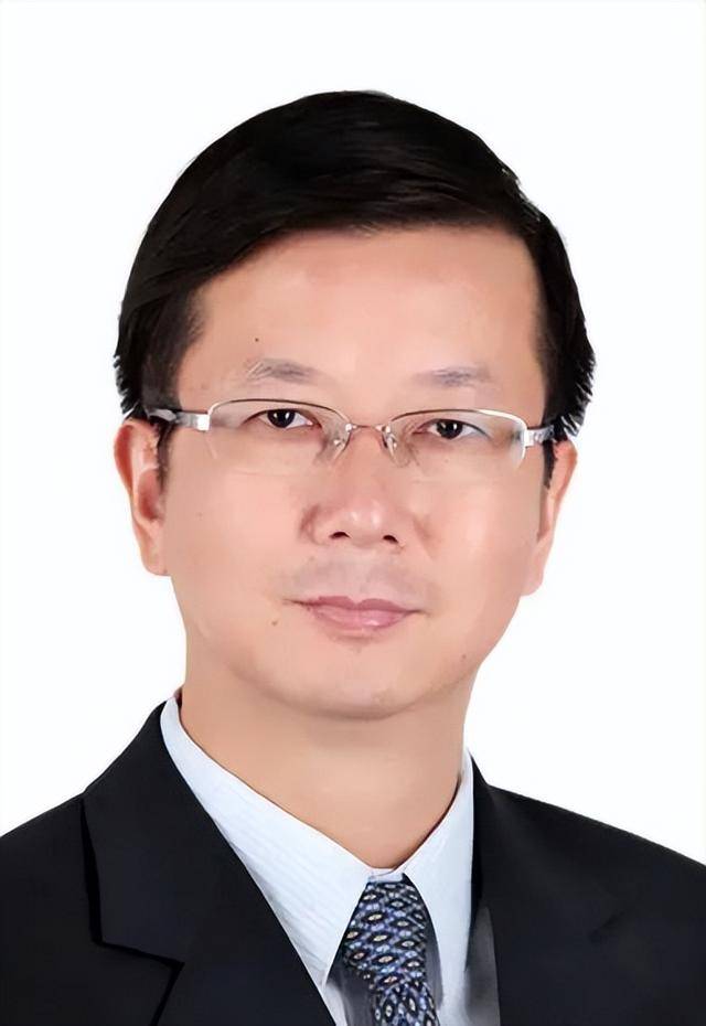 国务院最新任免，21位干部职务调整