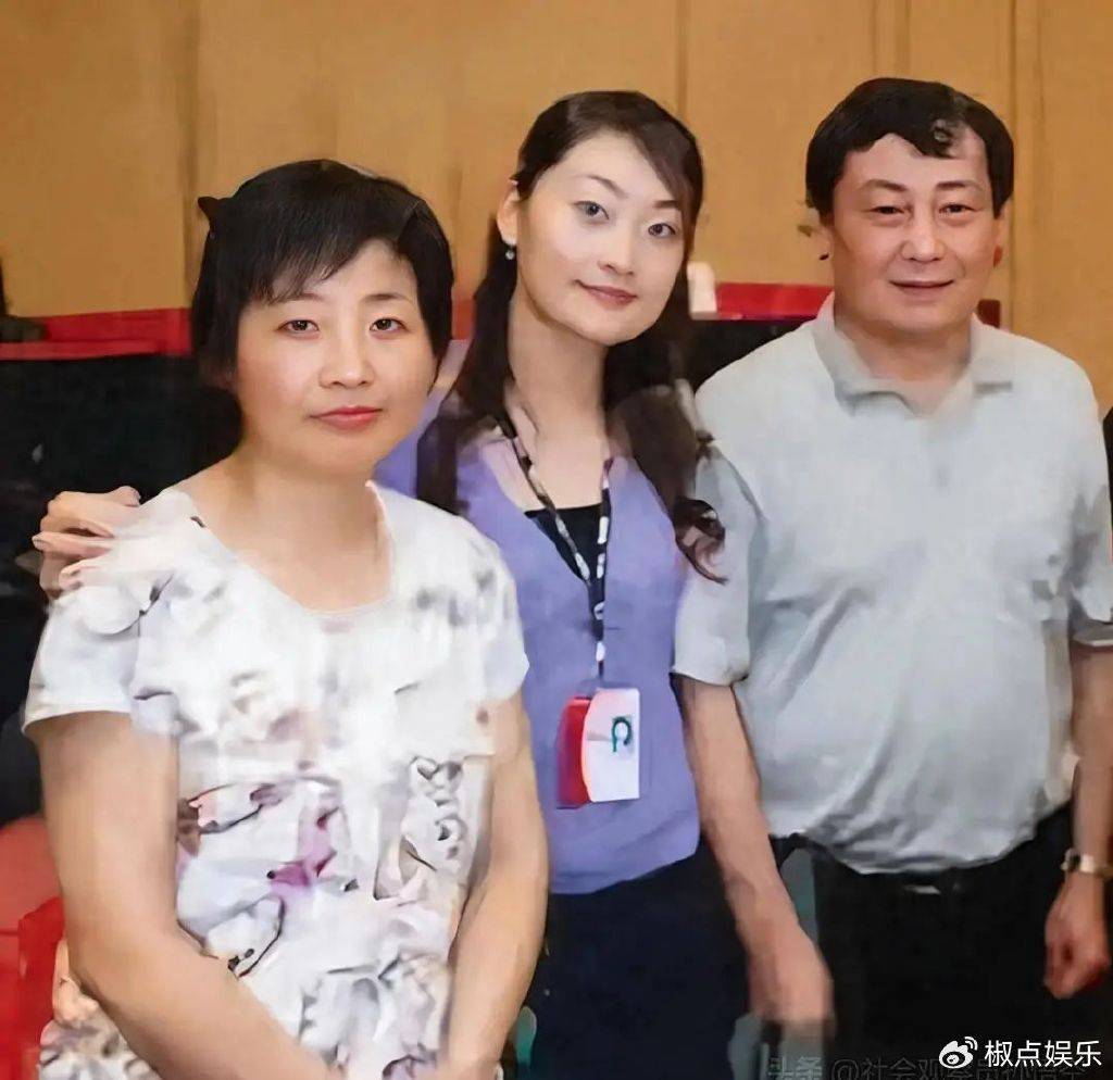 宗庆后三弟全家美籍，负责在美所有资产，杜建英小儿子生父存疑