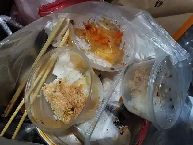 扔掉亏大了！深圳人家楼下就能换钱！网友：钱到账了！！