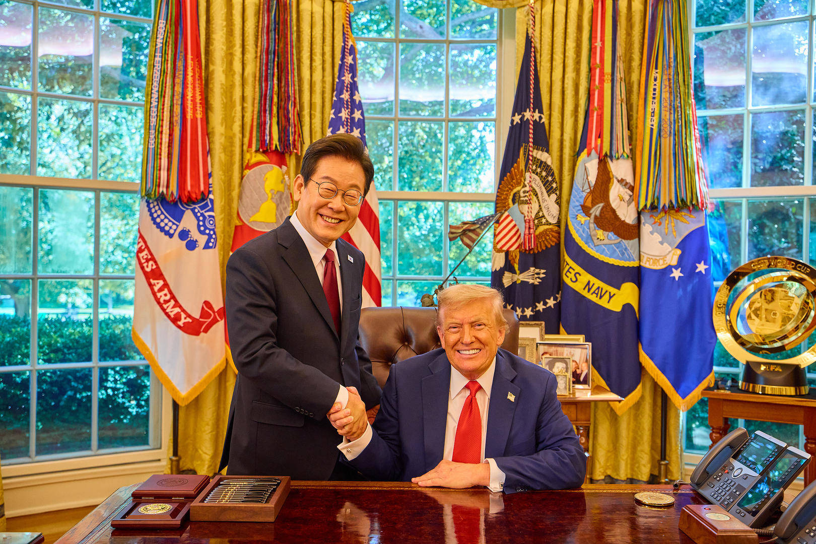 红星观察| 被公开“发难”到相谈甚欢，看李在明如何在白宫扭转乾坤