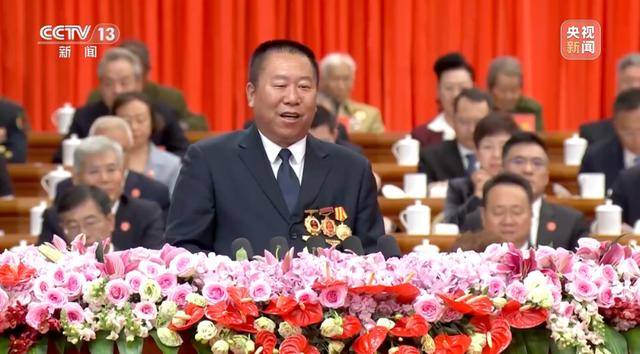 中央代表团赴新疆，有几个细节值得关注