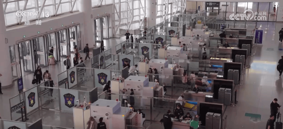 暖心、便民、智慧、精细……多样化服务保障百姓乐享假期顺畅出行