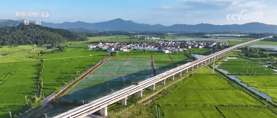 暖心、便民、智慧、精细……多样化服务保障百姓乐享假期顺畅出行