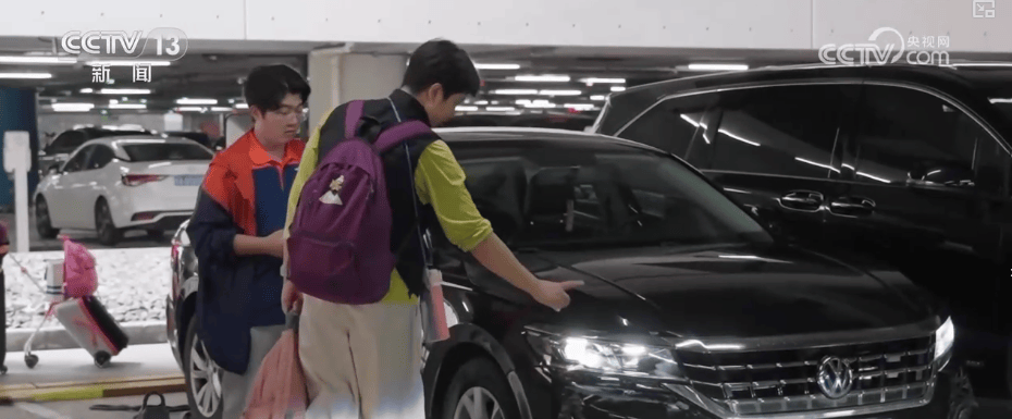 暖心、便民、智慧、精细……多样化服务保障百姓乐享假期顺畅出行