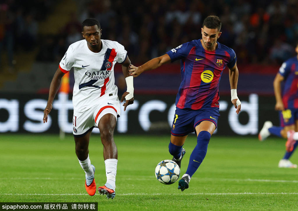 血脉压制?残阵巴黎客场三连杀巴萨 数据全面领先红蓝军