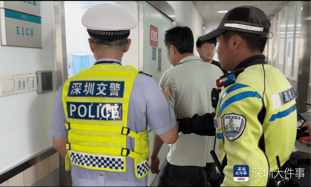 高速上有人吐血不止,意识模糊!深圳交警一举动抢回一条命