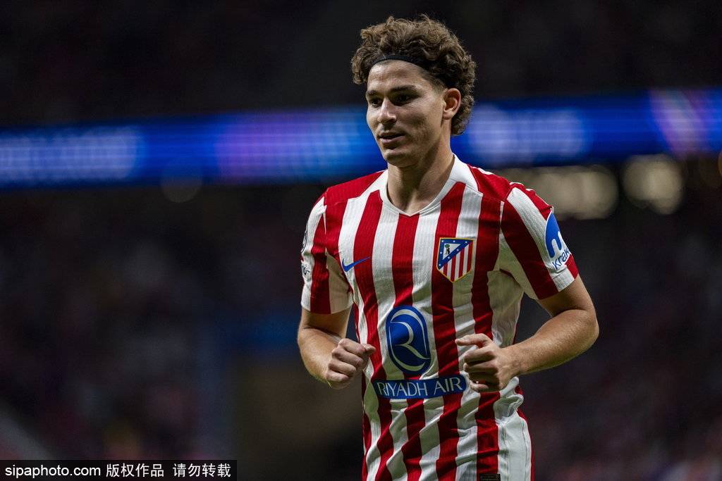 观战台：西法葡力争世预赛四连胜 英格兰赢球提前出线