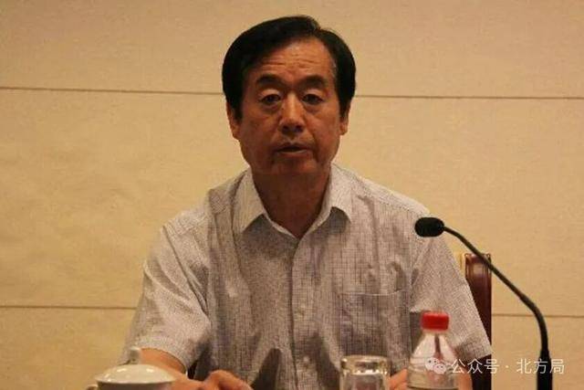 在中纪委任职30余年的副部级干部落马,曾任中央巡视组组长