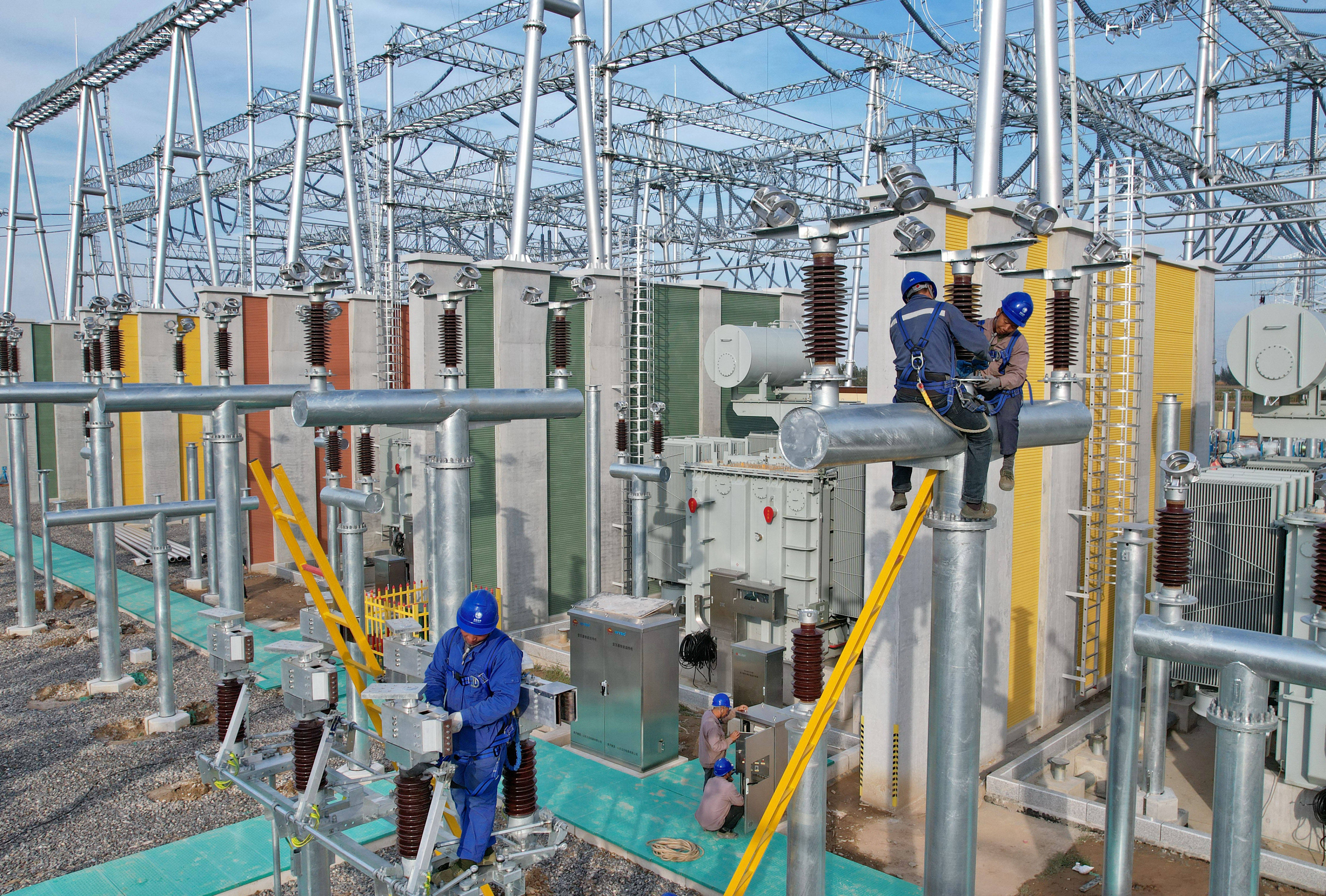 河北邢台:邢台北500千伏超高压变电站建设忙