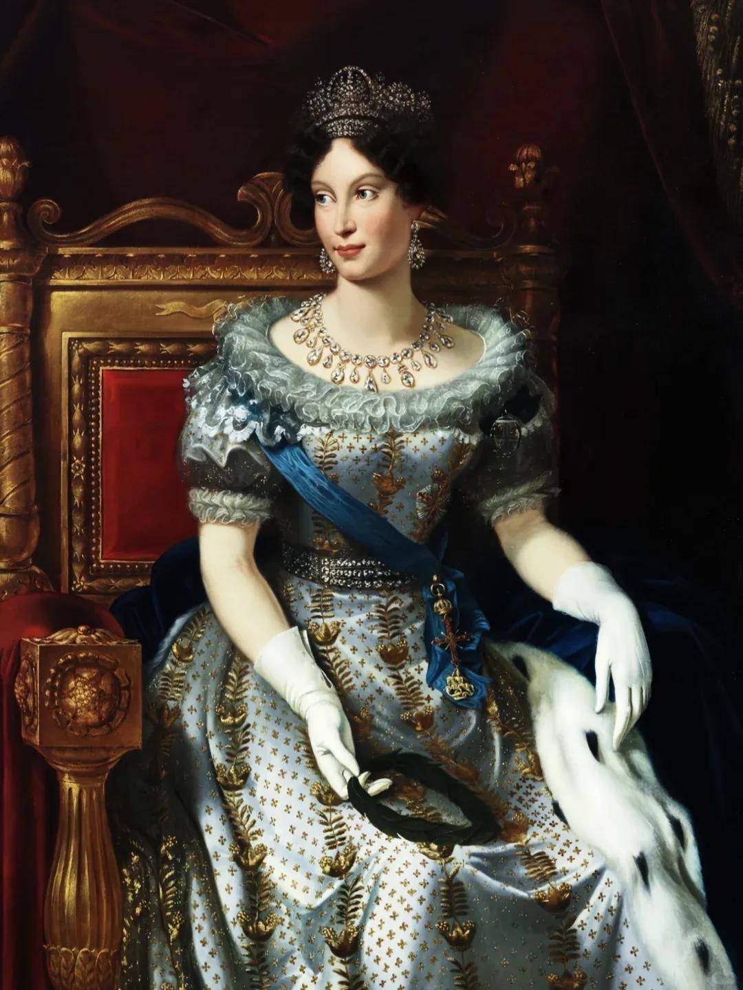 卢浮宫被盗的珠宝中,有拿破仑送给妻子的爱情信物